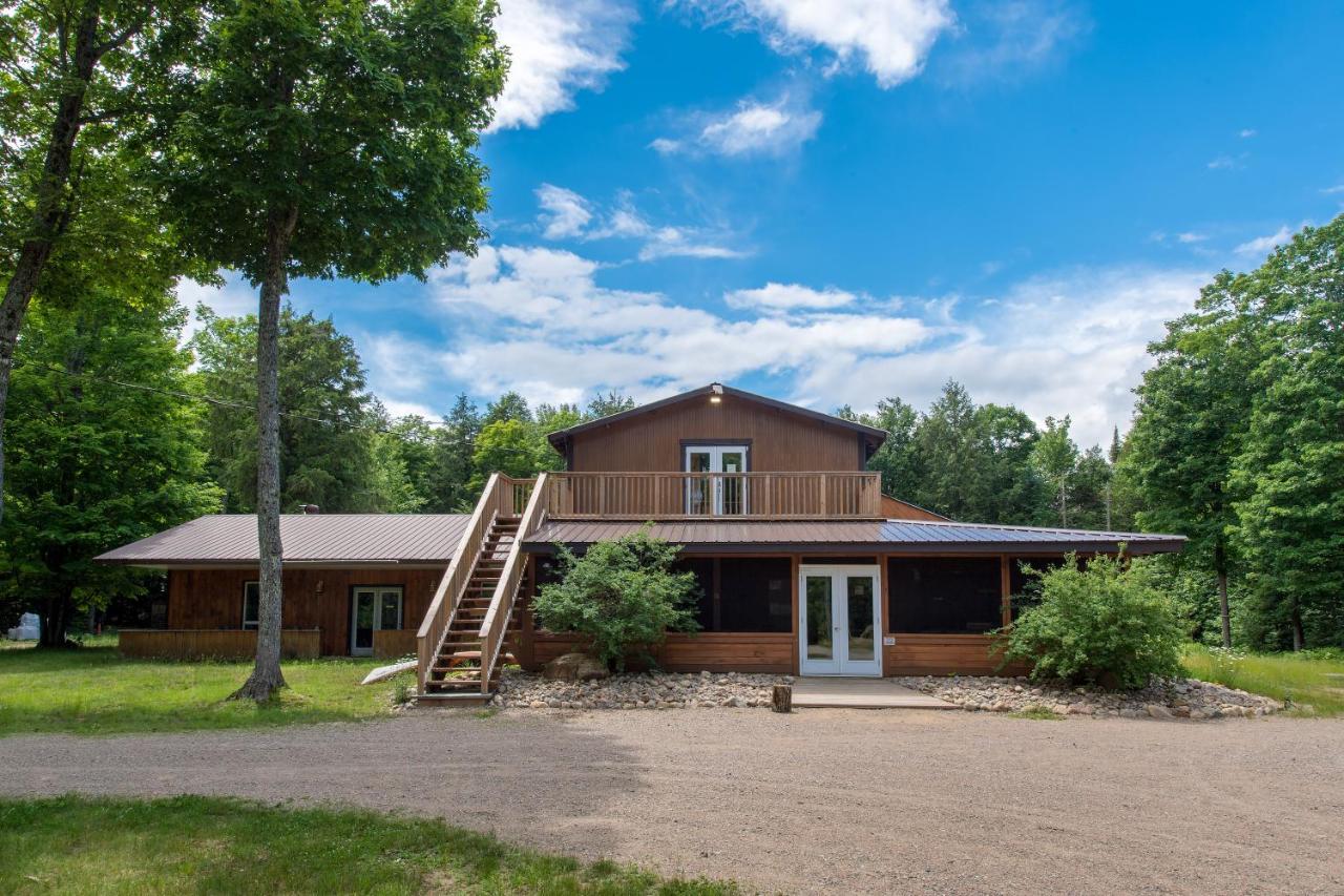 Madawaska Lodge-Cottage Bagian luar foto