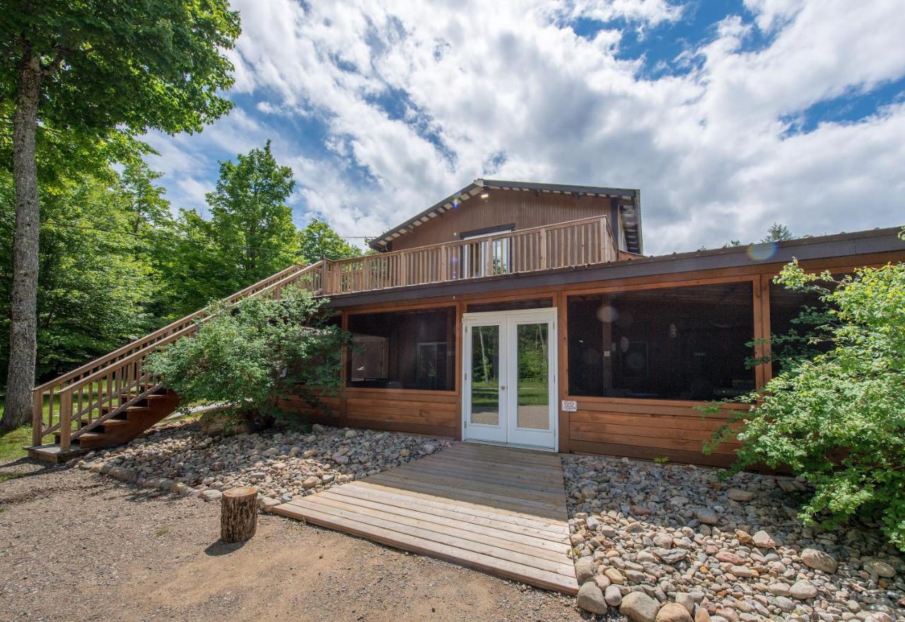 Madawaska Lodge-Cottage Bagian luar foto