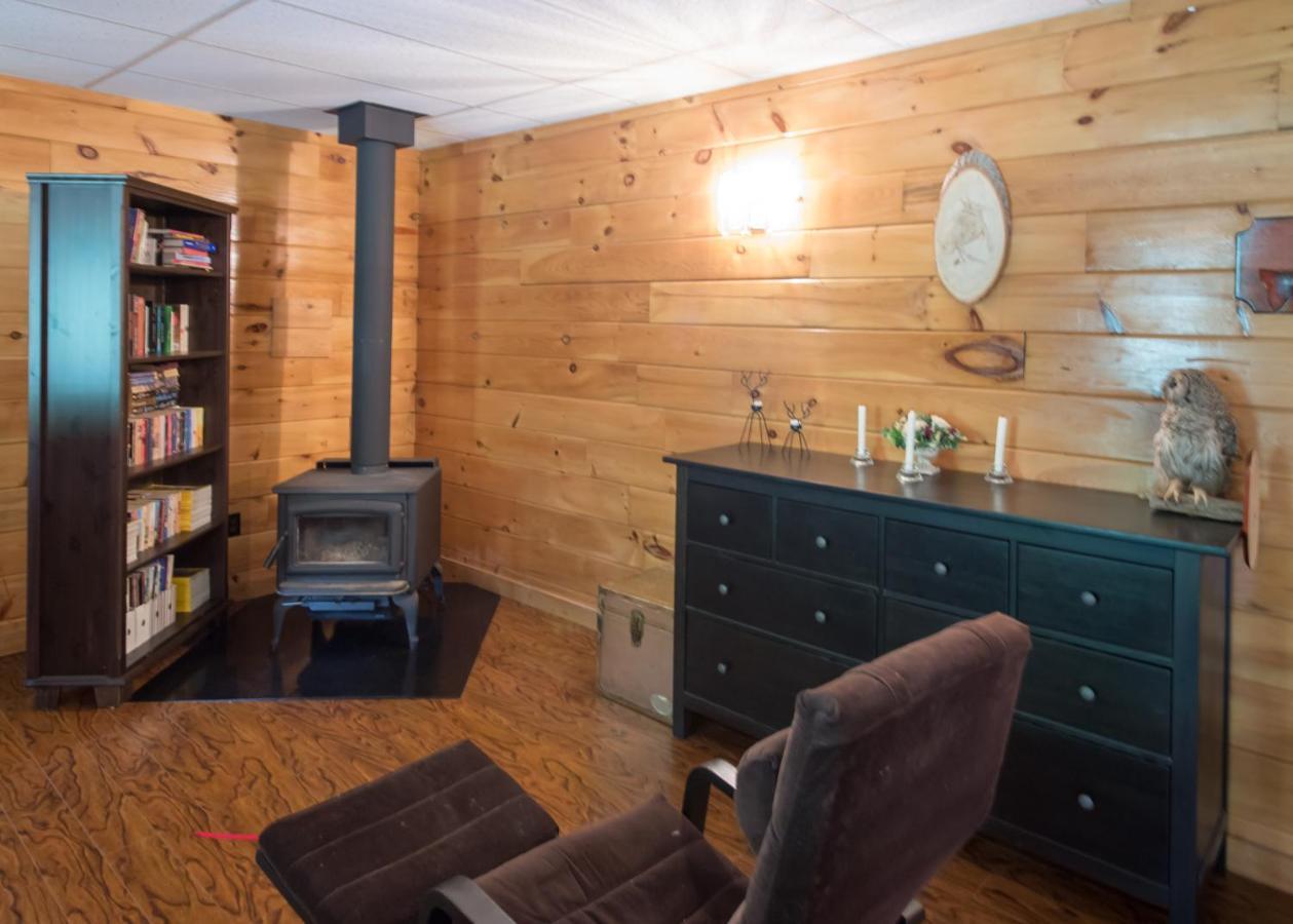 Madawaska Lodge-Cottage Bagian luar foto