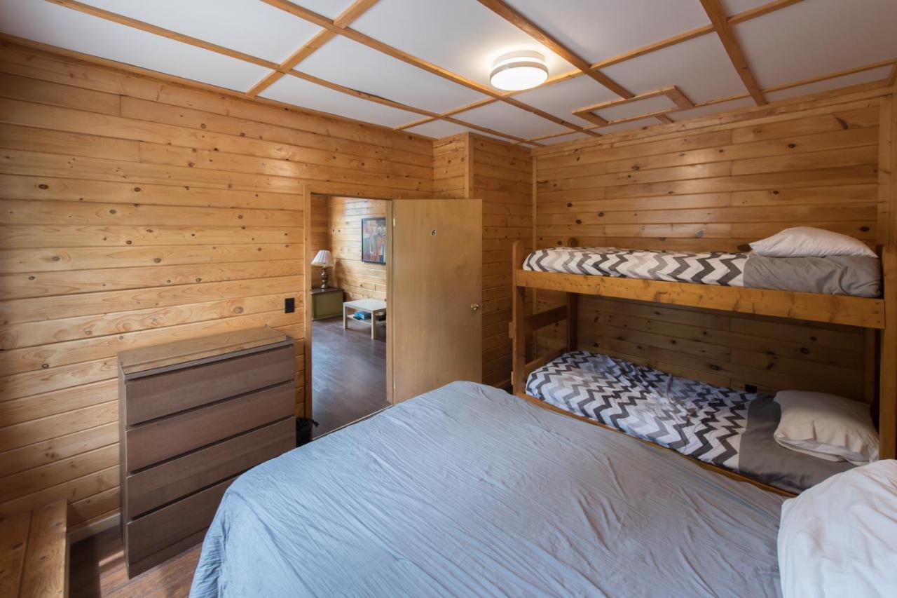 Madawaska Lodge-Cottage Bagian luar foto